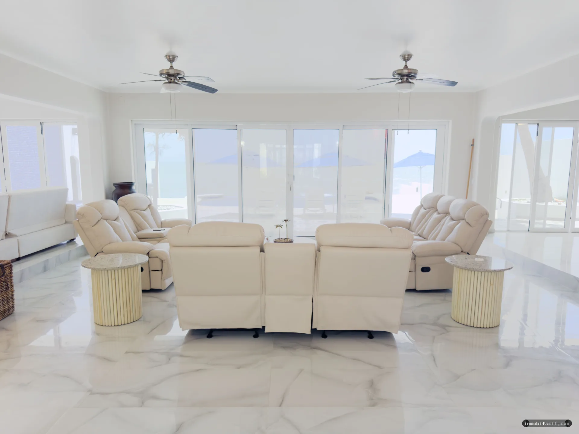 Foto 7 de RESIDENCIA FRENTE AL MAR EN VENTA EN PLAYA LA ESCOPAMA, MAZATLÁN