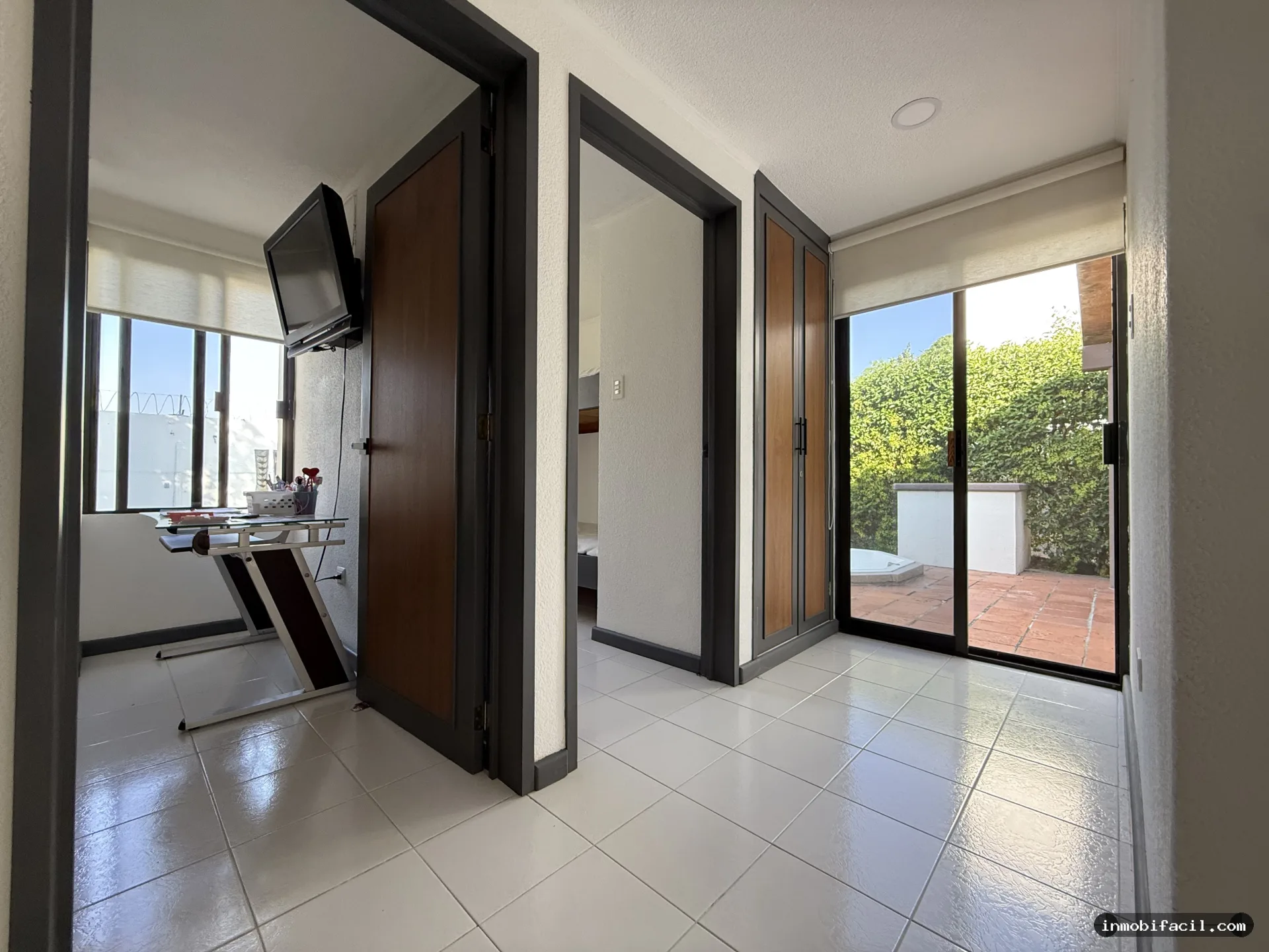 Foto 15 de Casa de Descanso en El Cristo con Acción de Golf, Jacuzzi y Amplio Jardín | 396 m2 de Terreno