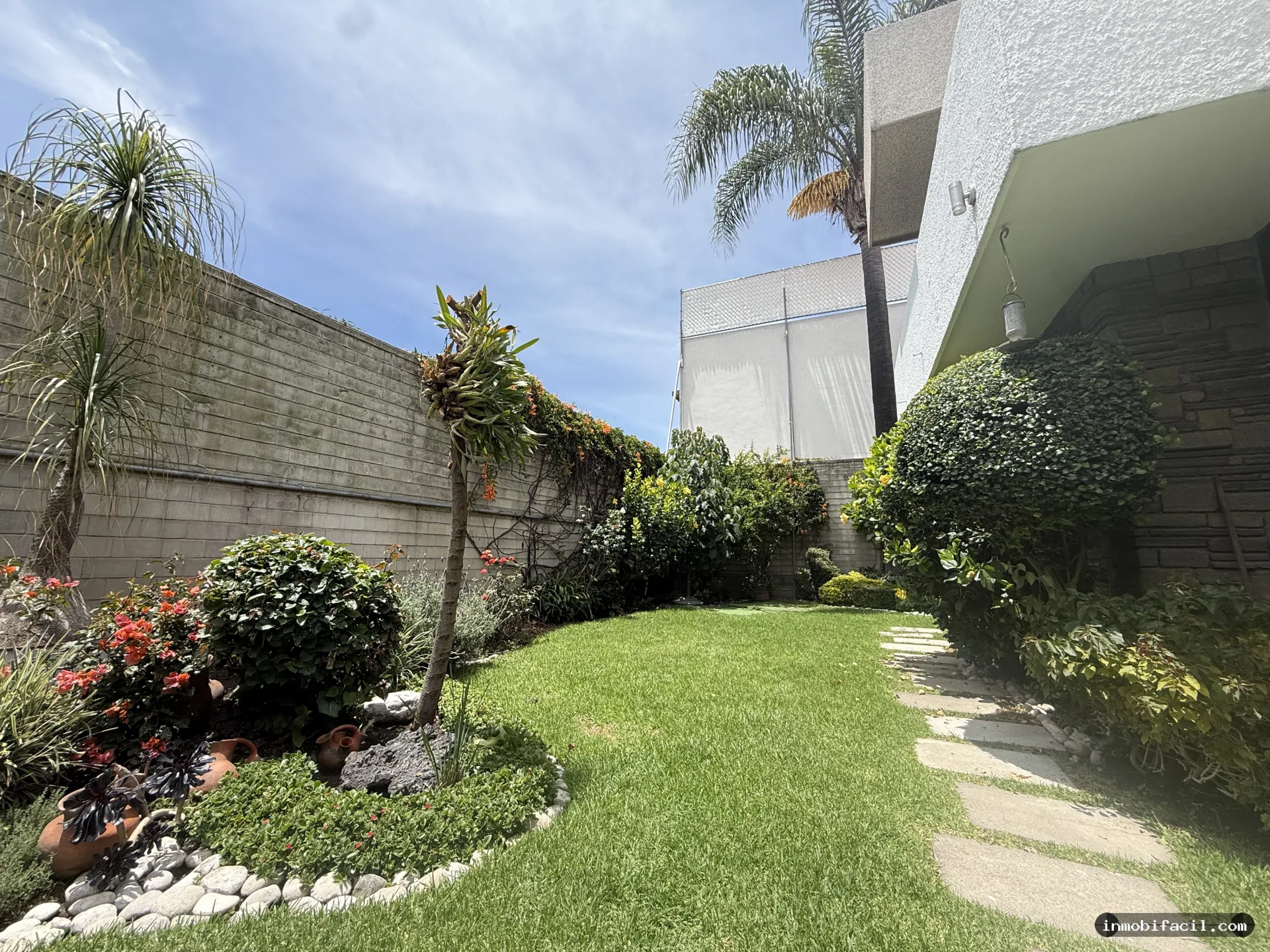Casa en Venta en Las Ánimas | 328 m² de Terreno | $9.6 Mdp