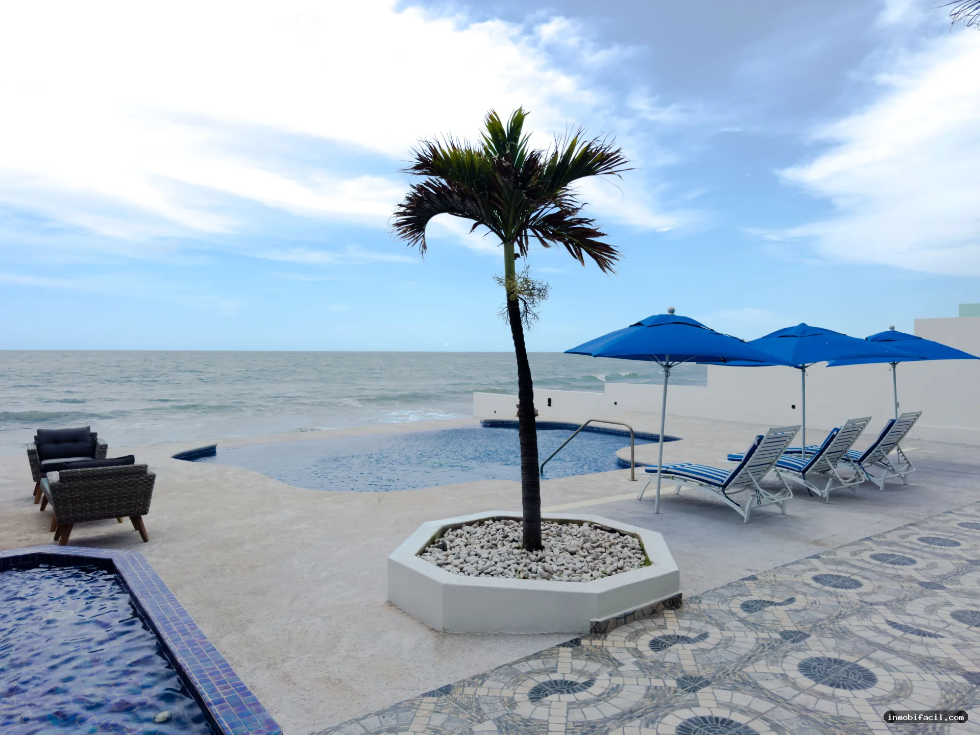 Foto 17 de RESIDENCIA FRENTE AL MAR EN VENTA EN PLAYA LA ESCOPAMA, MAZATLÁN