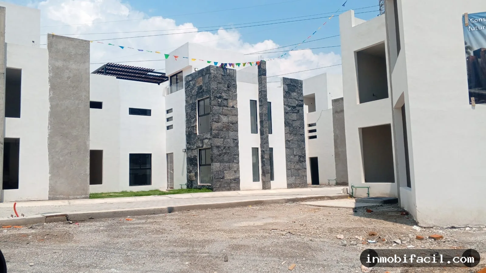 Casa Nueva con Roof Garden en San Andrés Cholula | Conjunto cerrado | $1,980,000