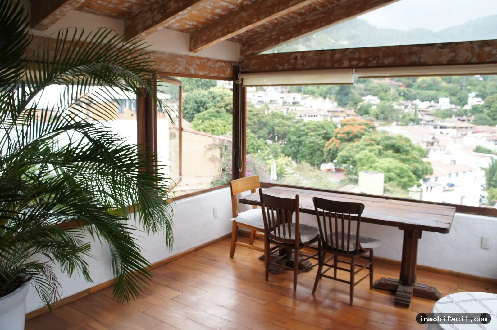 Foto 10 de Espectacular residencia amueblada con vista al lago en Valle de Bravo