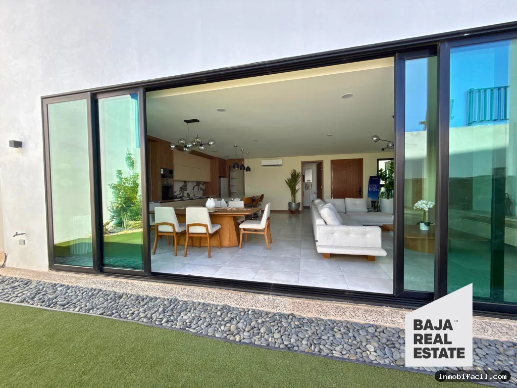 Foto 11 de Casa en Venta con rooftop con vista al mar | Fraccionamiento Privado